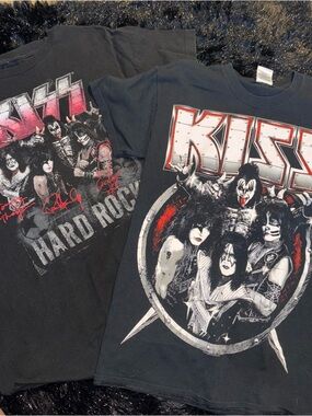 KISS Red T-Shirt Bundle Hard Rock Style
